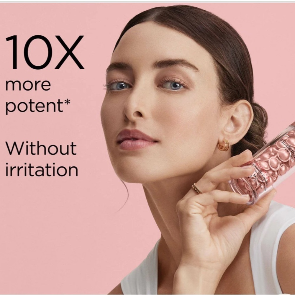 Elizabeth Arden Retinol Ceramide Capsules - Picture 3 of 5